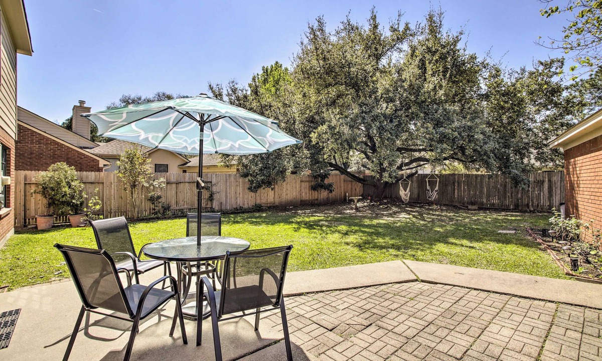 Mission Bend House | Pet-Friendly Houston Rental w/Private Patio!