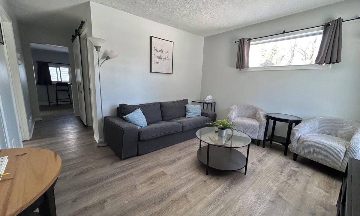 Hazel Park House | Pet-Friendly HP Home: 3 Bedrooms, Fast WiFi, Near Downtown Ferndale