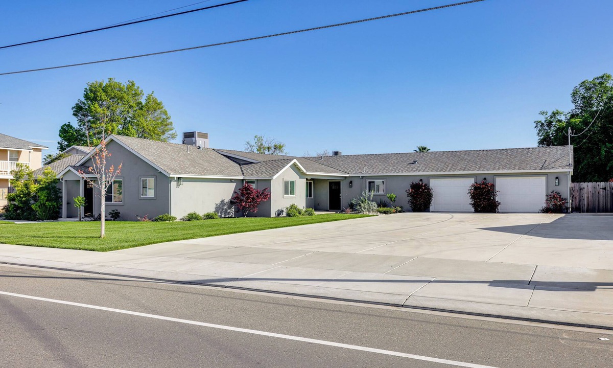 Hughson House | Pet-Friendly Hughson Getaway, 9 Mi to Modesto!