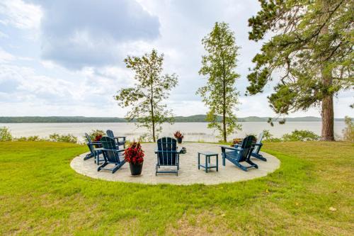 Cushing House | Pet Friendly Lake Alexander Home with Dock!