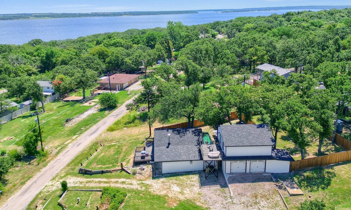 Gordonville House | Pet Friendly, Lake View Cabin with Boat Trailer Parking