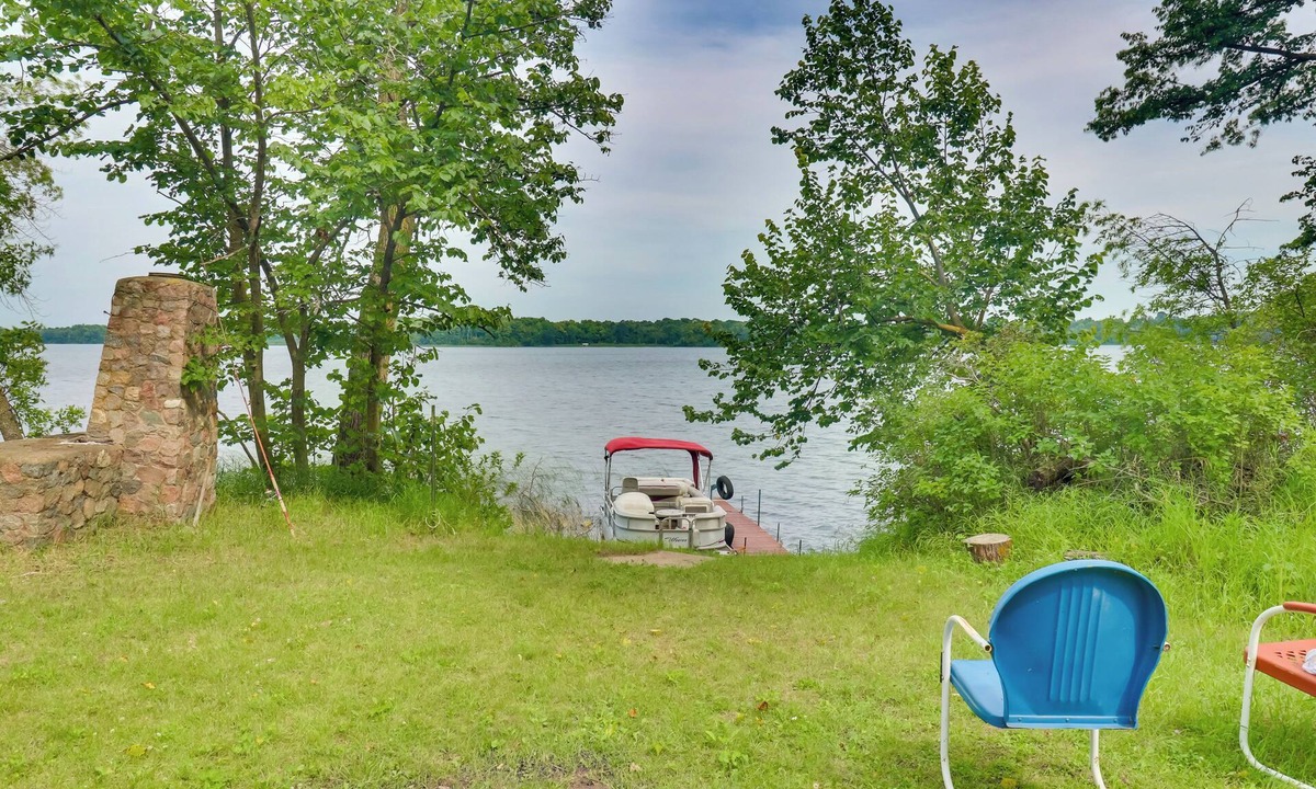 Vergas Cabin | Pet-Friendly Lakeside Cabin w/Dock & Fire Pit