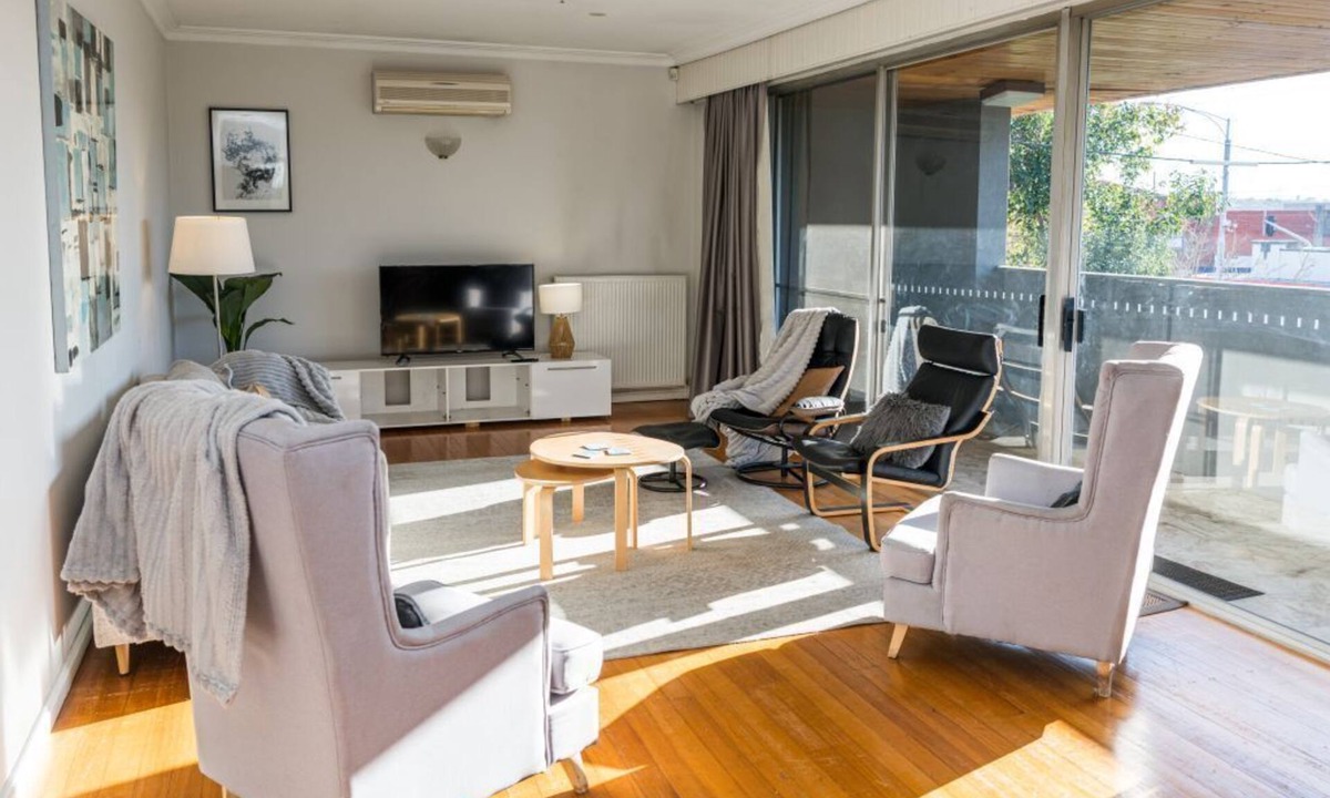 Glen Iris House | 🐶 PET FRIENDLY : Large 5bd,3bth,pool,public transport .🐶