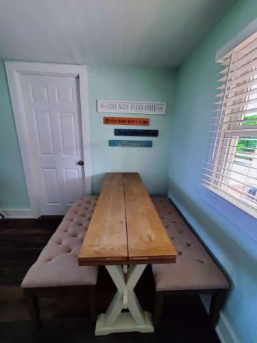 Rio Grande House | Pet friendly minutes to beach