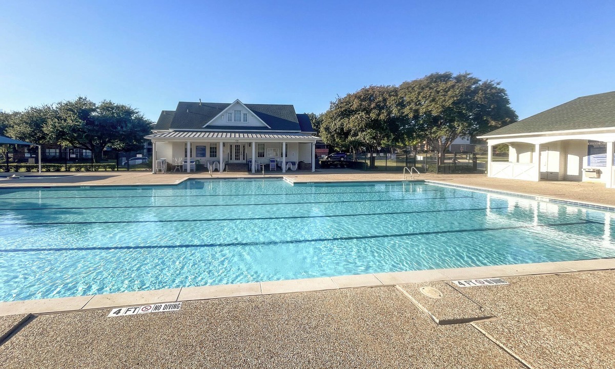 Murphy House | Pet-Friendly Murphy Home: Fenced Yard & Patio!