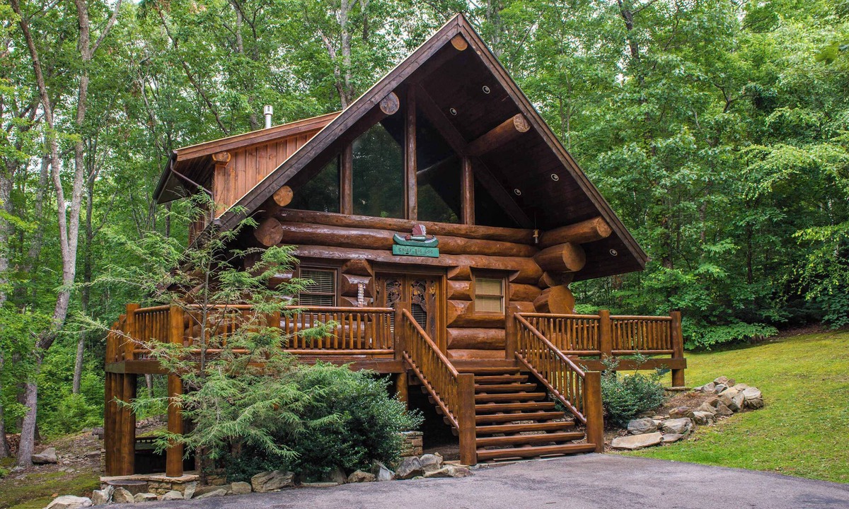 Smoky Mountains House | Pet Friendly Near Dollywood Cabin・Hot tub・Views