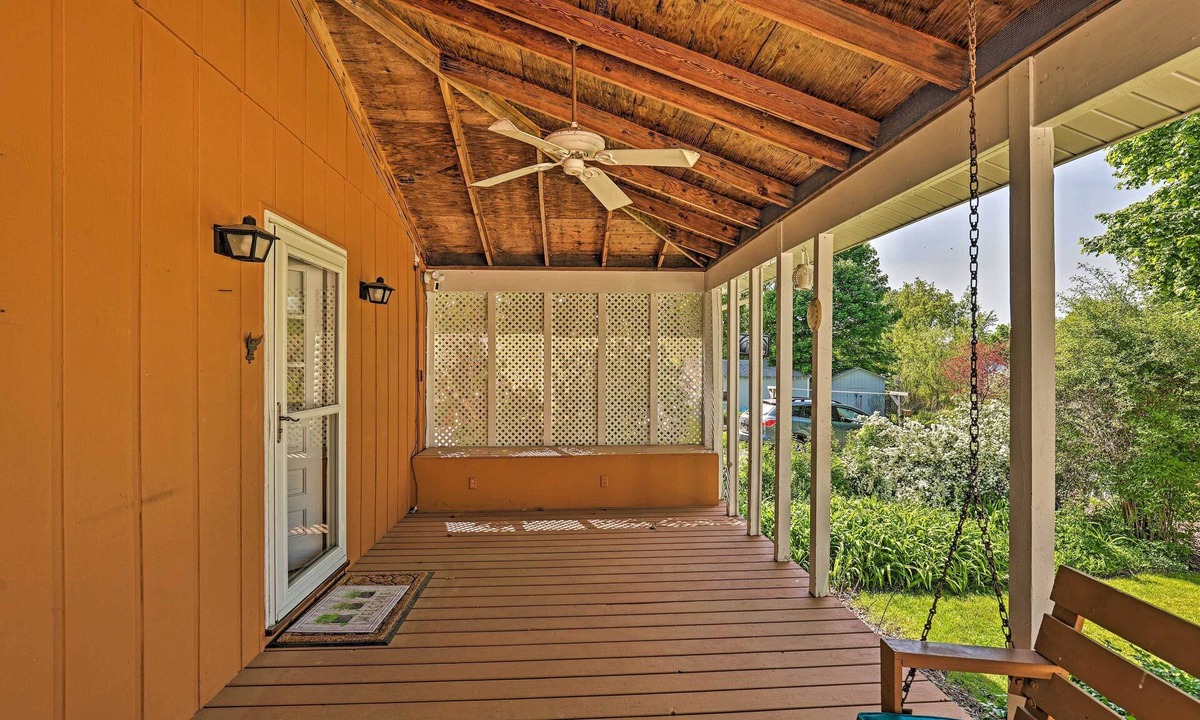 Willard Cottage | Pet-friendly Ovid Home Near Seneca Lake & Wineries