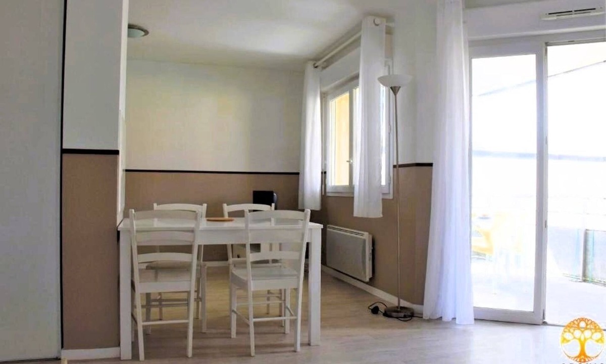 Grandcamp-Maisy Hotel | Pet-friendly Place! Parking, Pool! Short Drive to Omaha and D-Day Beach!