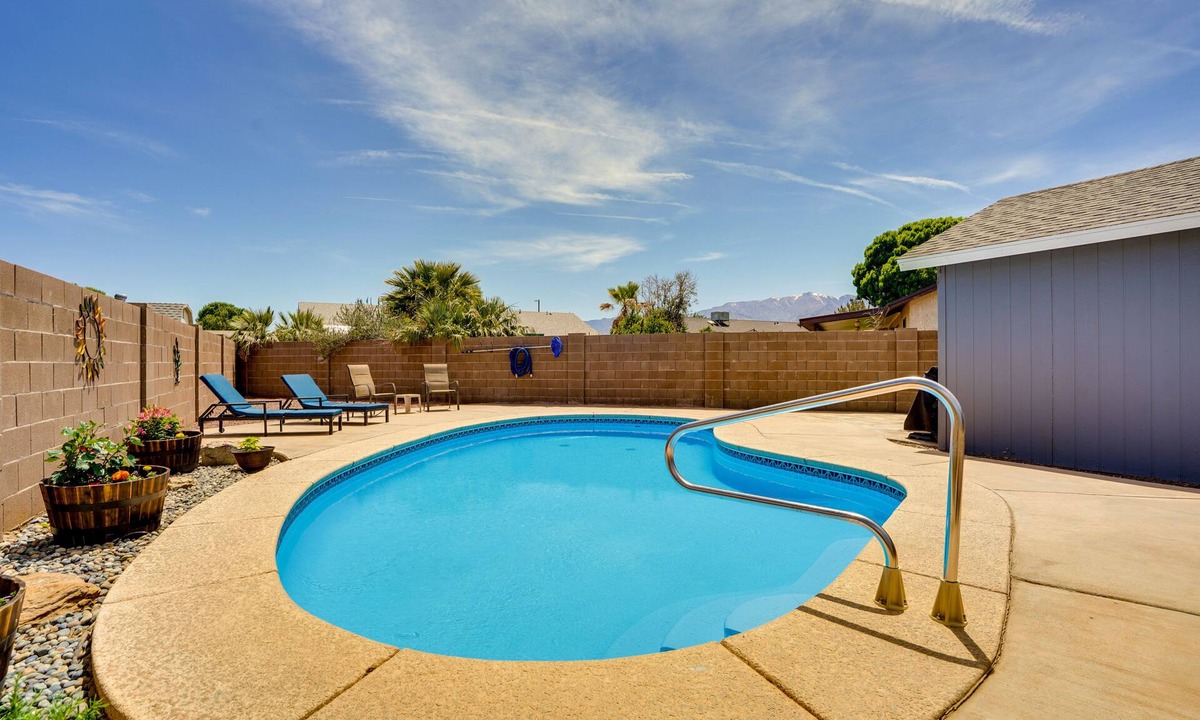 Safford House | Pet-Friendly Safford Vacation Rental w/Pool!