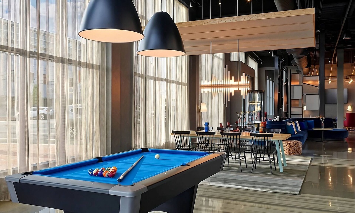 Portland Hotel | Pet-Friendly Stay | 2 Units | Close to Victoria Mansion & Lighthouse!