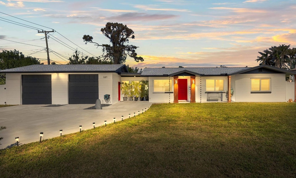 Venice Gardens House | Pet-Friendly Stay 4miles to Beach