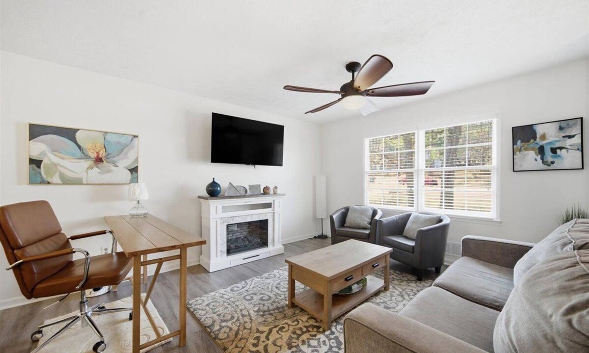 Conyers House | Pet-Friendly Stylish Home Near Arabia Mountain