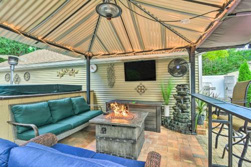 Taylor House | Pet-Friendly Taylor Home w/Backyard Oasis!