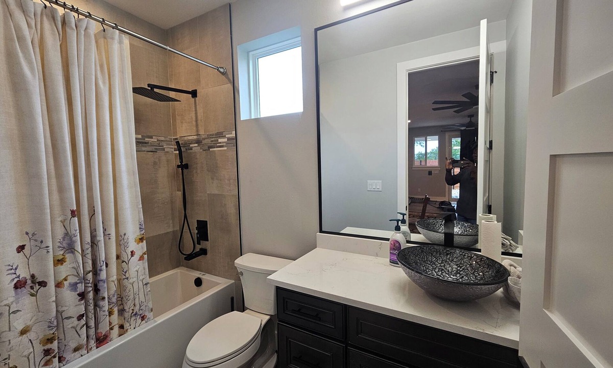 Waterford On Lake Travis House | Pet-friendly, upper-level 3-bedroom home with AC, WiFi