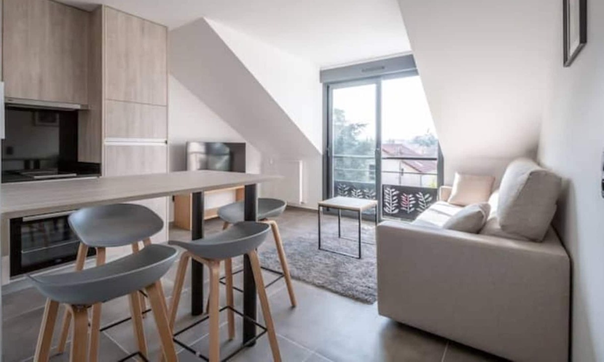Pontault-Combault Apartment | Petit Appart Cosy