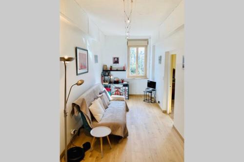 Beaune Apartment | Petit Blanc