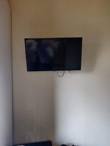 Lumbin Ski Chalet | Petit chalet avec piscine privée