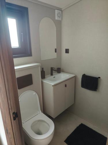 Cruas Other | Petit chalet