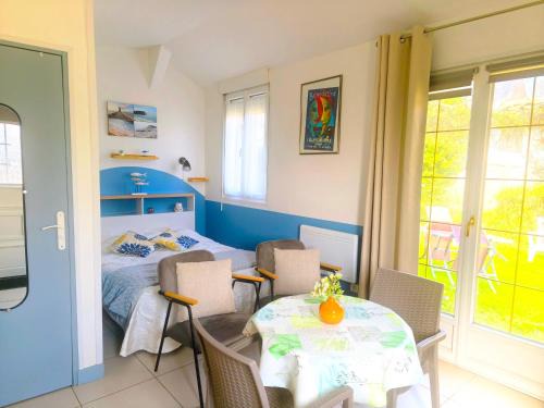 Saint-Leonard Apartment | Petit Gîte Douillet L'abri Côtier
