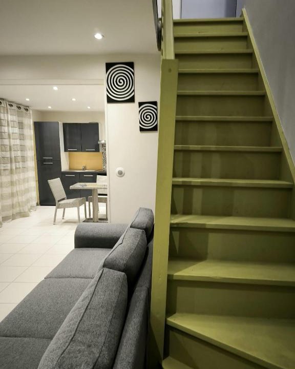 Oissel House | Petit Lenny