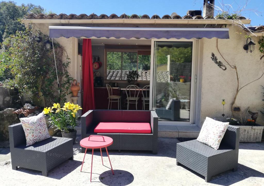 Saint-Jacques Apartment | petit loft sur la cote d'azur