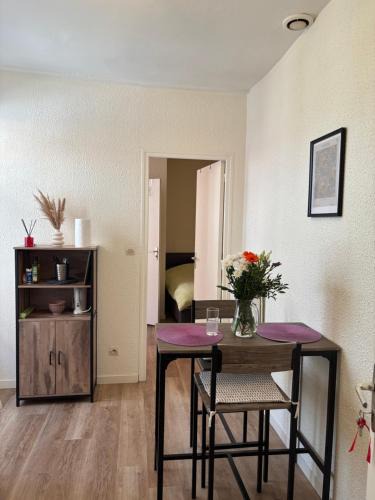 Sille-le-Guillaume Apartment | Petit T2 à Sillé-le-Guillaume