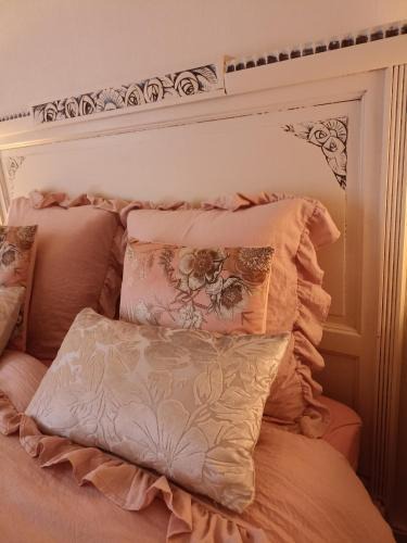 Mondoubleau House | Petite Chérie