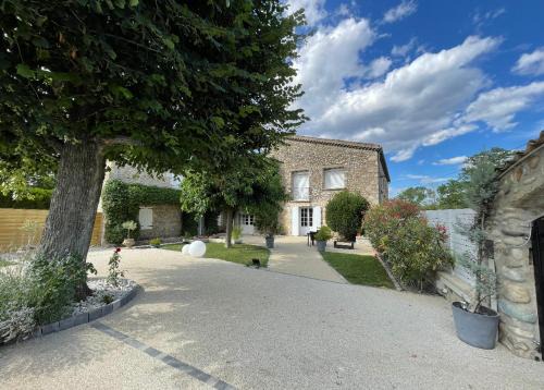 Charmes-sur-Rhone House | Petite'Escale