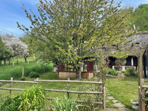 Tourville-sur-Pont-Audemer House | petite chaumière