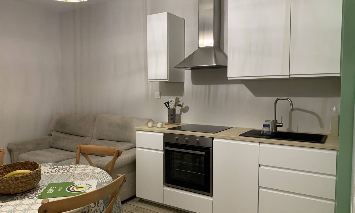 Iwuy House | Petite Maison D'iwuy