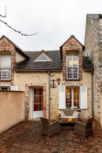 Villemer House | Petite maison de charme proche de Fontainebleau