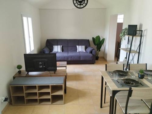 Verberie Apartment | Petite maison en centre ville