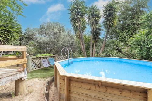 Banyuls-dels-Aspres Ski Chalet | Petite maison de bois