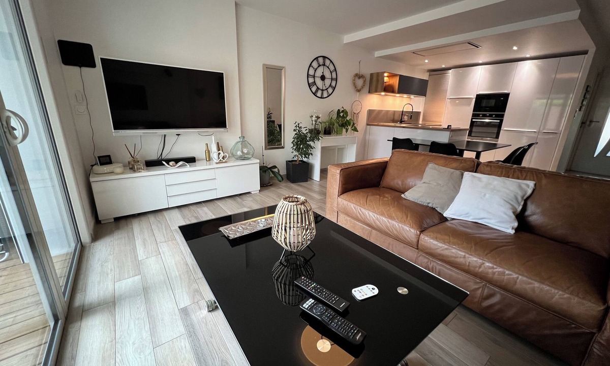 Le Lavandou House | Petite Maison
