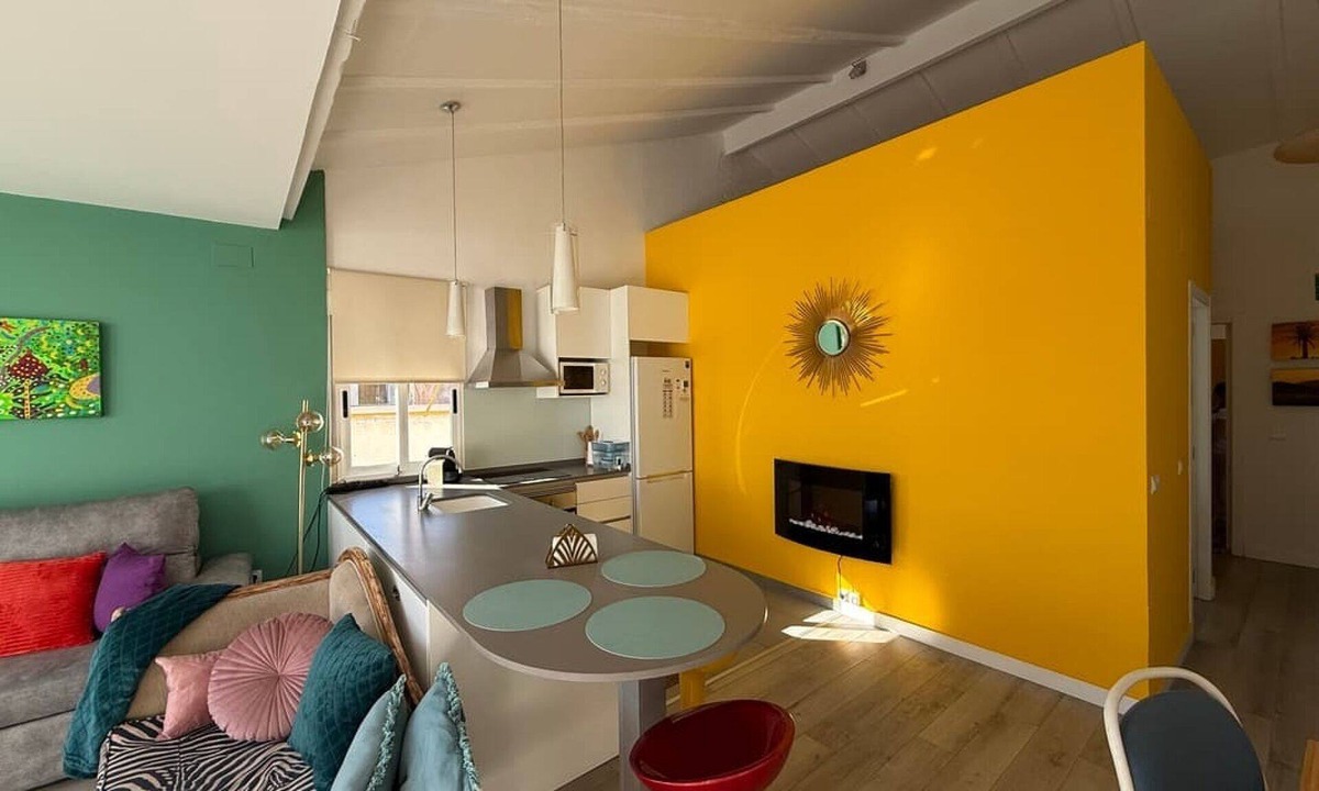 Arrancapins Apartment | PETITE PENTHOUSE (1 bedroom)