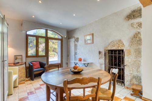 Saint-Pargoire Bed & Breakfast | Petite Suite Douillette - Suite