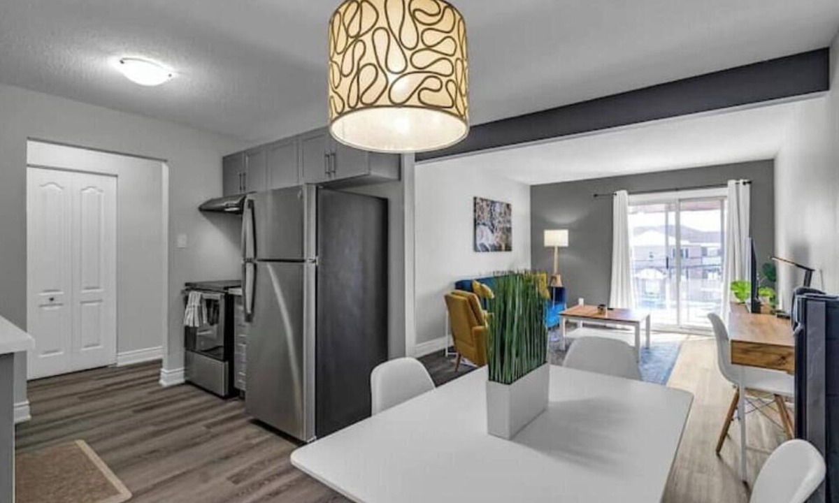 Long Sault Apartment | Pets AC Wi-Fi 10 min Cornwall