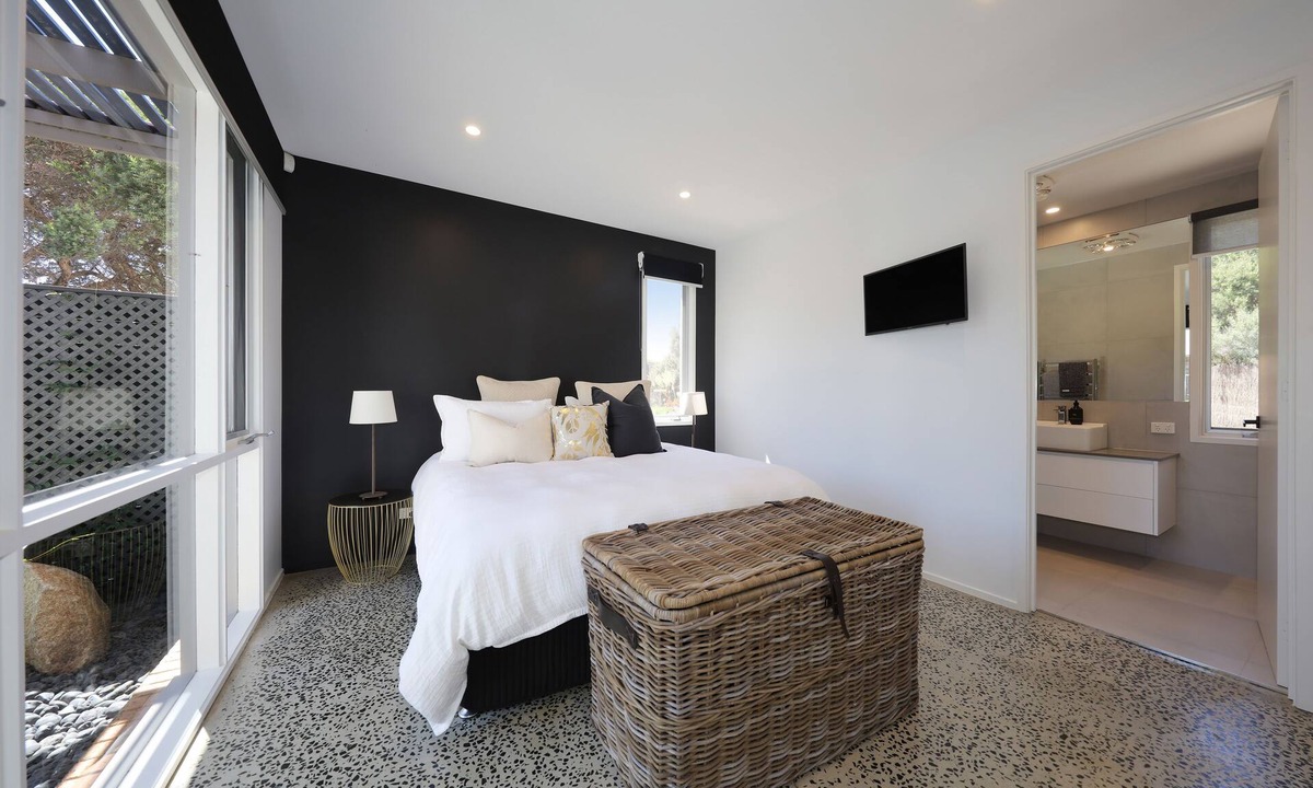 St. Andrews Beach House | Pets Allowed Luxurious St Andrews Beach House