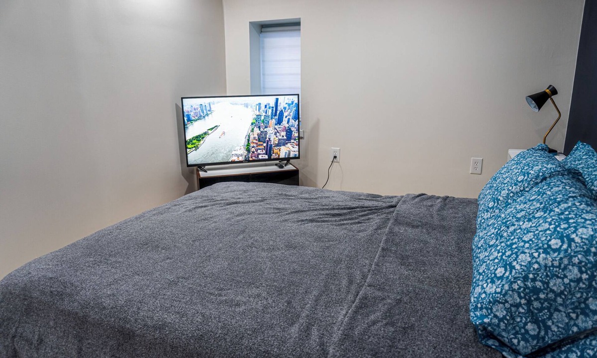 Hartford Apartment | Pets friendly Studio Loft near Downtown Hartford