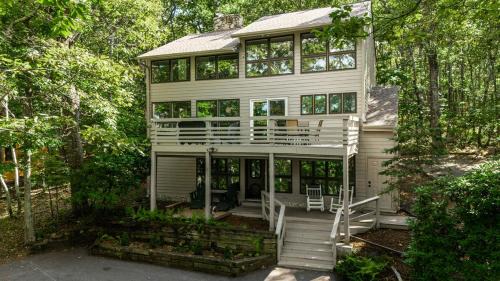 Treeloft House | Pets-OK Retreat w Sauna, Jacuzzi at Wintergreen