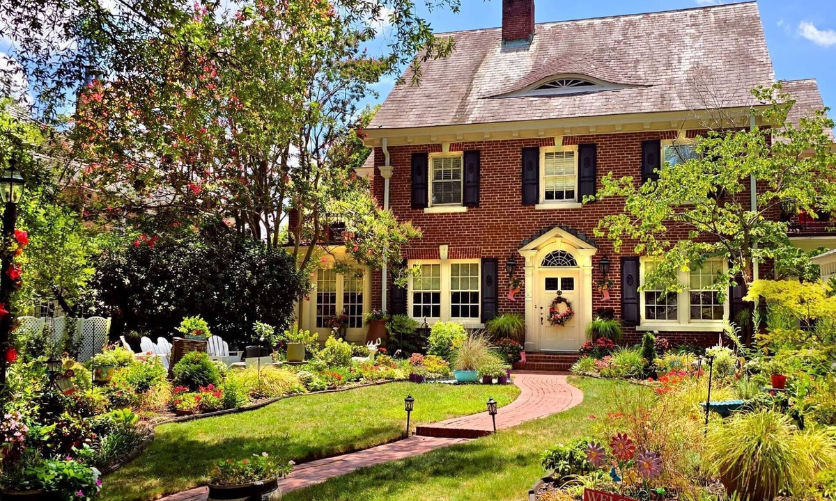 Pettigru Street Historic District Bed & Breakfast | Pettigru Place Bed & Breakfast