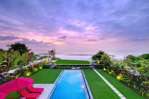 Keramas Villa | Phalosa Beach Front 5 BR Private Pool Villa