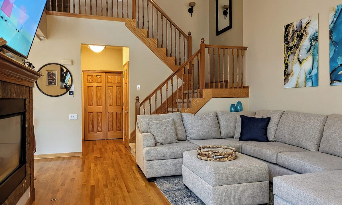 Westminster House | Phenomenal 3-bedroom Townhome with High End Upgrades
