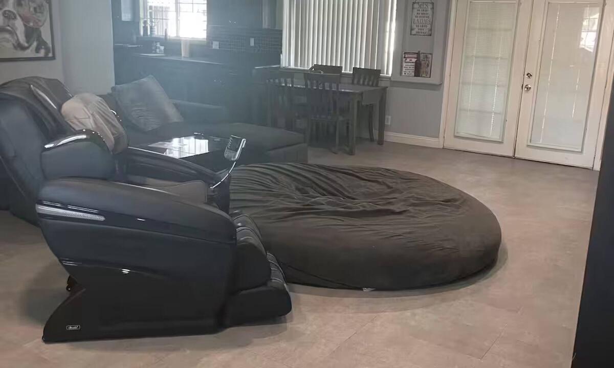 Sunrise Manor House | Phenomenal 4-bedroom house with AC in Las Vegas