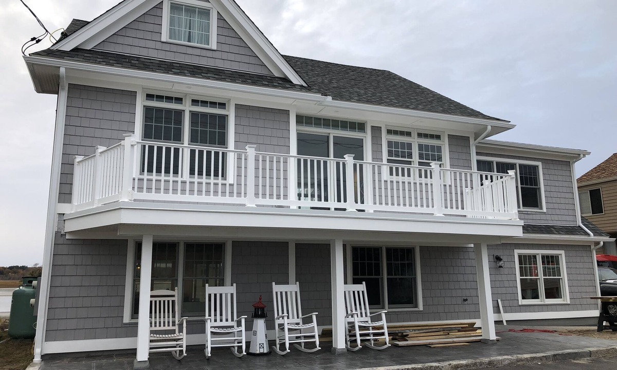 Wells Beach House | Phenomenal beach makeover! Sleeps 18+