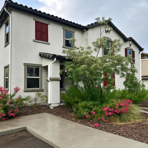 Estrella Village House | Phoenix Family Nest