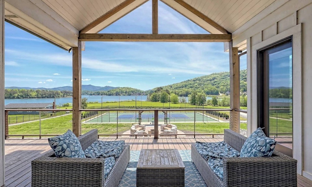 Young Harris House | Pickleball Paradise Resort by Chatuge Home Concierge | Tennis & Pickleball Court · Hot Tub · Firepit · Basketball · Ping Pong