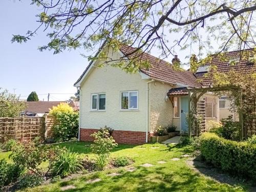 Westbury House | Picquet View