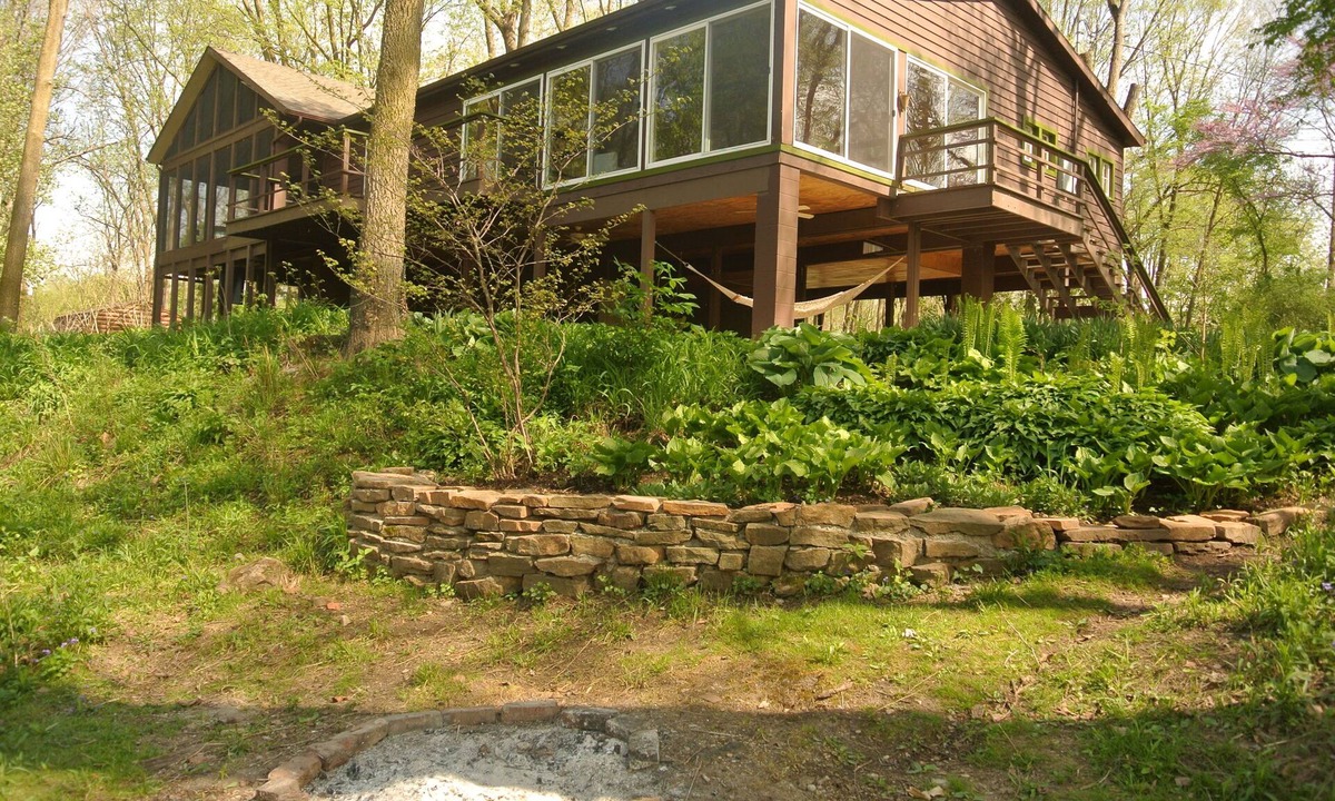 Rockfield House | Picturesque Getaway Tippecanoe River