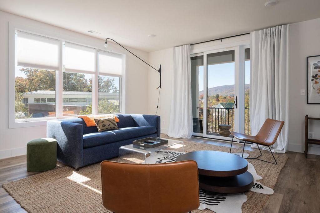 Batesville Apartment | Piedmont Place Suite 303